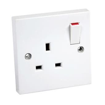 Switched Socket 1 Gang 13 Amp