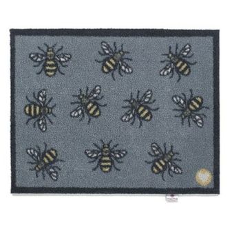 Hug and Rug Bee Pattern