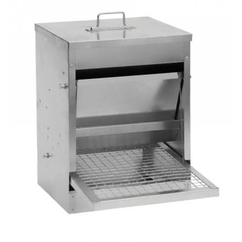 Poultry Feeding Station