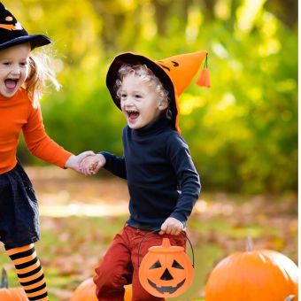 Large Halloween Pumpkin Candy Bucket – Trick or Treat Candy Holder and Decorative Cauldron