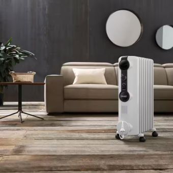 DeLonghi Radia S Oil-Filled Radiator – 2000W Silent Portable Heater with Real Energy Technology