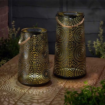 Muscat Solar Lantern – Elegant Illumination for Your Outdoor Space