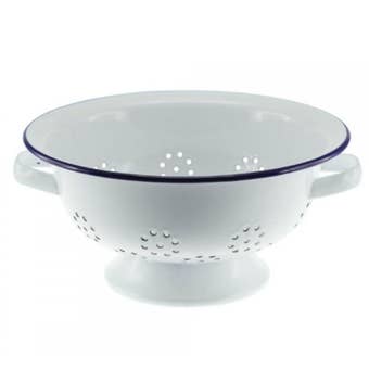 Enamel Colander 24cm – Durable, Classic Kitchen Strainer for Draining Pasta, Vegetables and Fruit